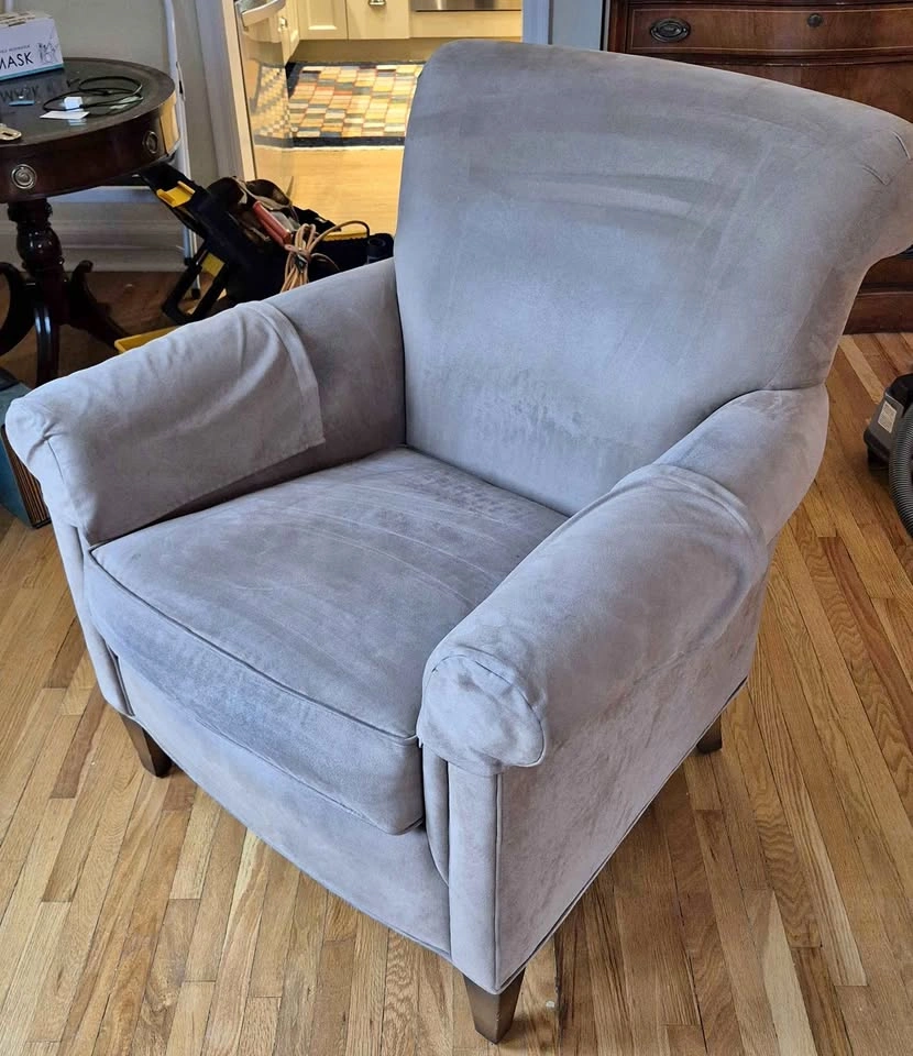 THE "NAP CHAMPION" ARMCHAIR & OTTOMAN 🛋️👑