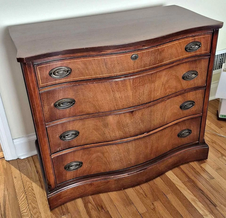 Vintage Bassett Monticello Mahogany Bow-Front Chest