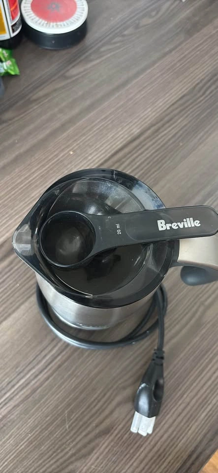 Breville Hot Chocolate and Milk Frother - photo 2