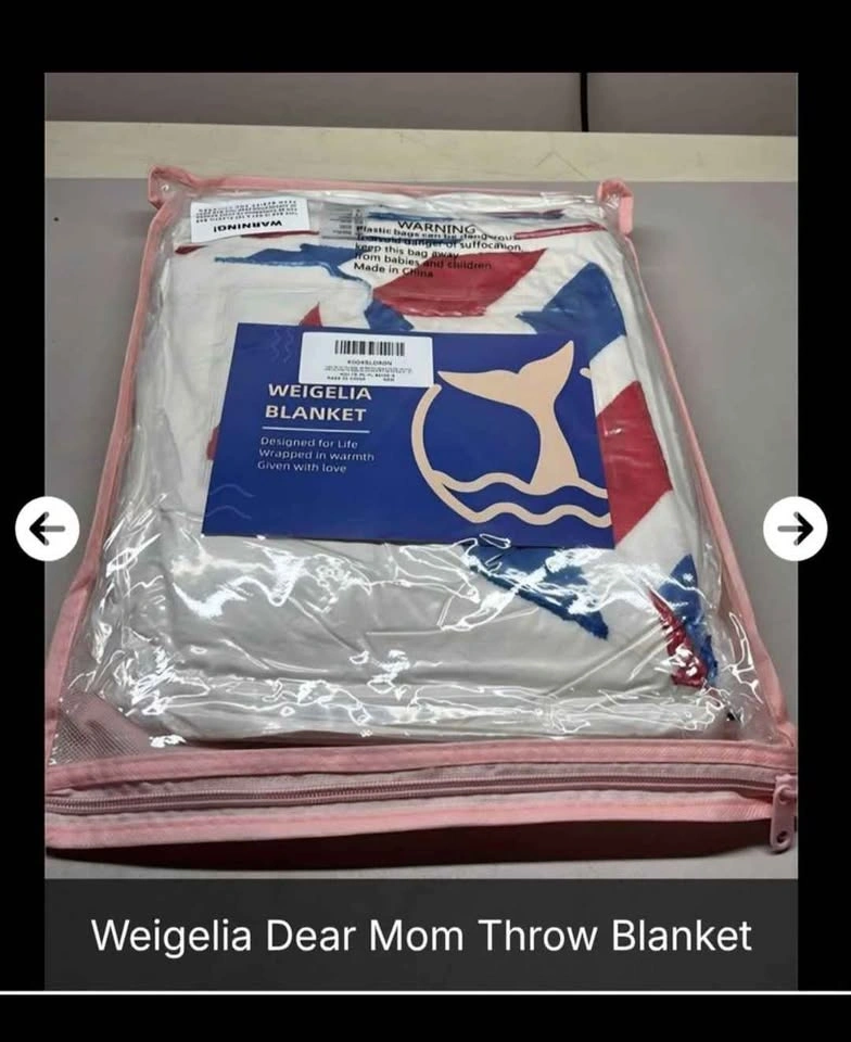 New Weigelia Dear Mom Throw Blanket - photo 2