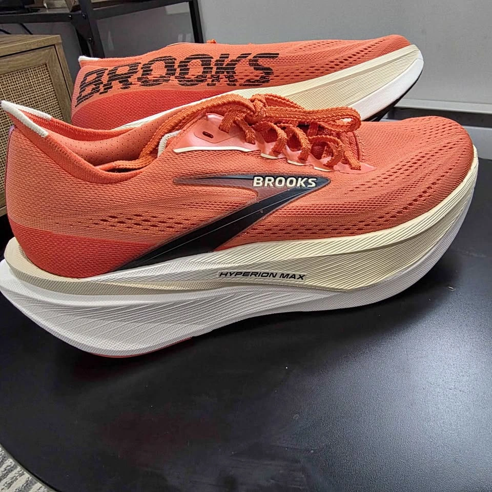 Brooks Hyperion Max 4