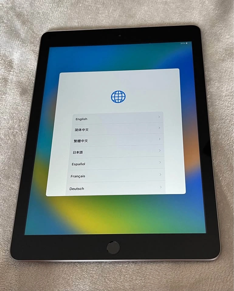 iPad 5th Generation 32GB – Space Grey – Excellent Condition - photo 4