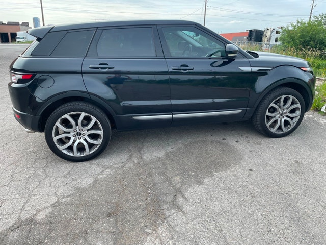 2012 Range Rover Evoque Prestige SUV