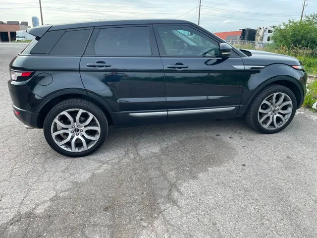 2012 Range Rover Evoque Prestige SUV