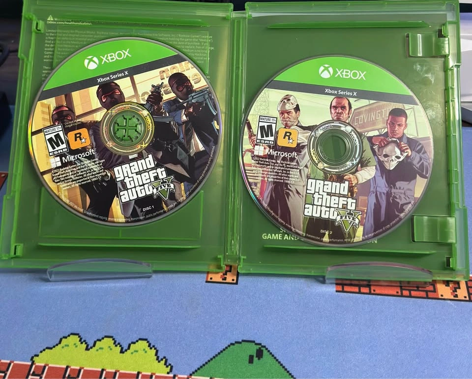 Grand Theft Auto V (5) (Xbox Series X) - photo 2