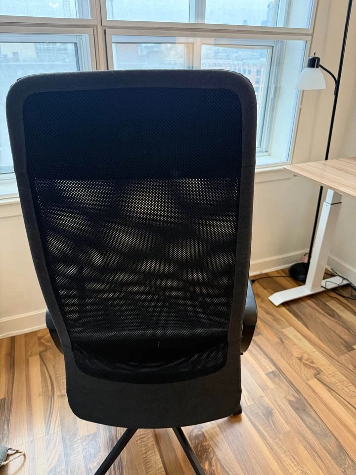 IKEA Ergonomic Mesh Office Chair with Headrest - photo 2