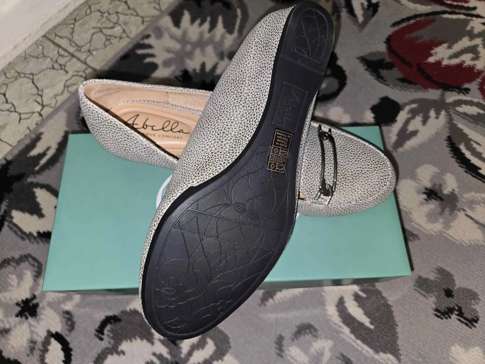 NEW in box Women's Abella True Comfort Wedge Loafers, size 8.5 - photo 3