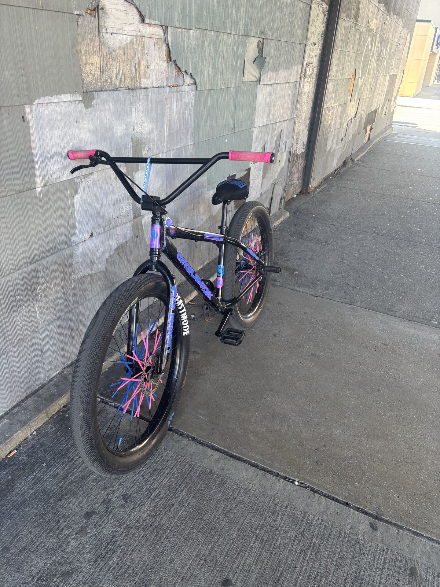 SE Bikes Maniacc Flyer Custom 27.5in BMX