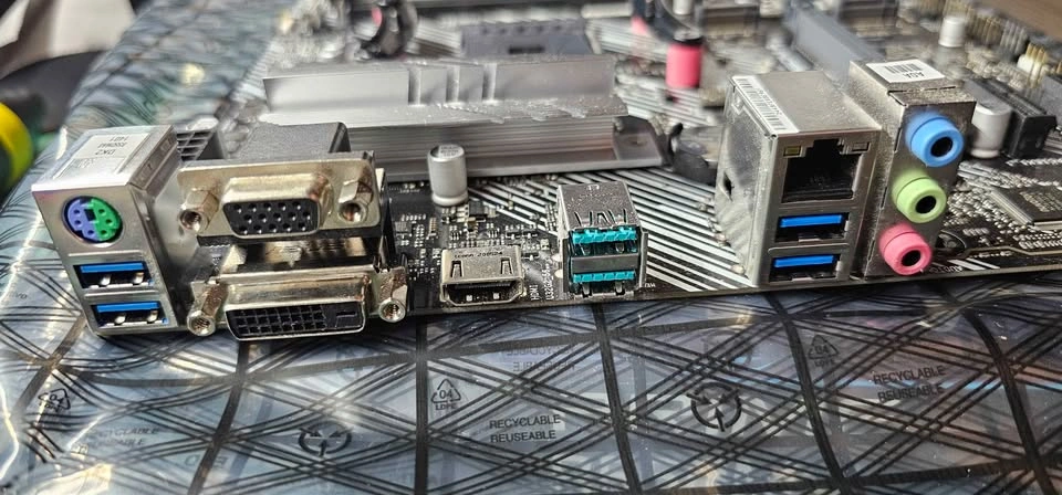 ASUS Prime B550M-A/CSM AMD AM4 MOBO - photo 3