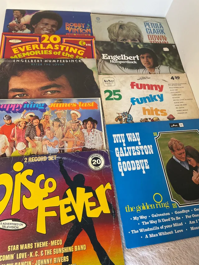 Vintage LP Record Collection Rock Disco Folk 45’s image indicator(6)