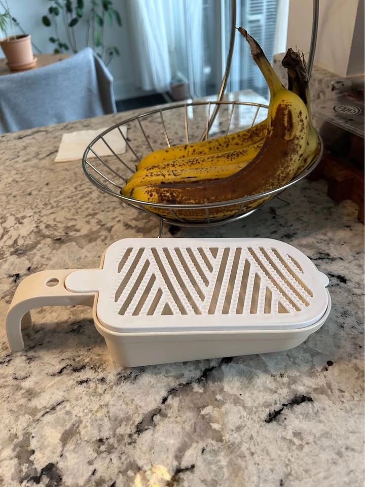 White Plastic Grater - photo 2