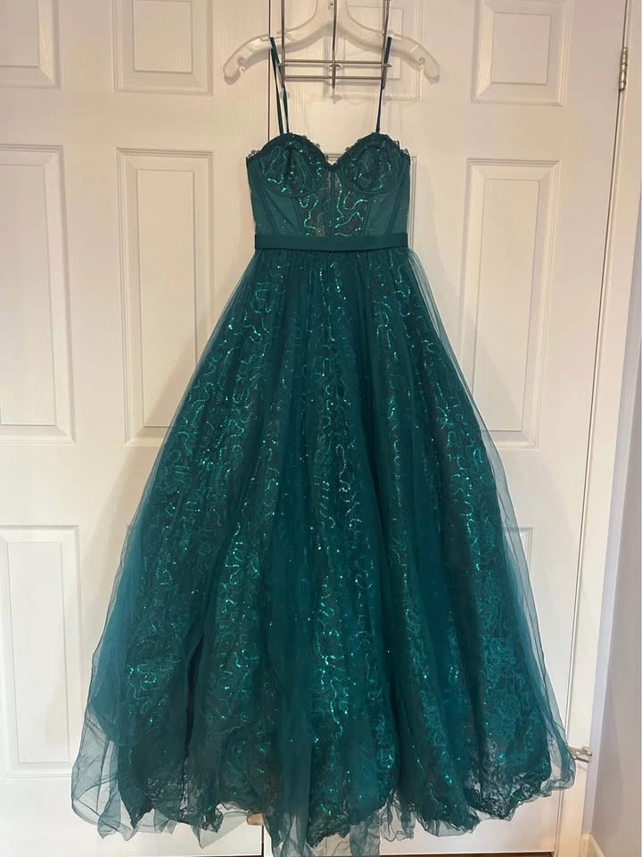 Prom dress - photo 2