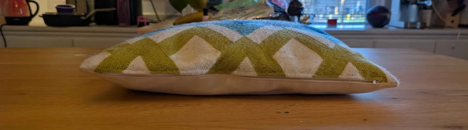 Decorative Pillows - photo 4