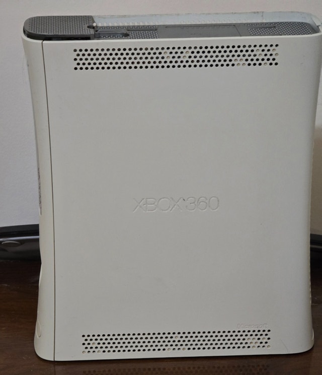 Xbox 360 for repairs or parts