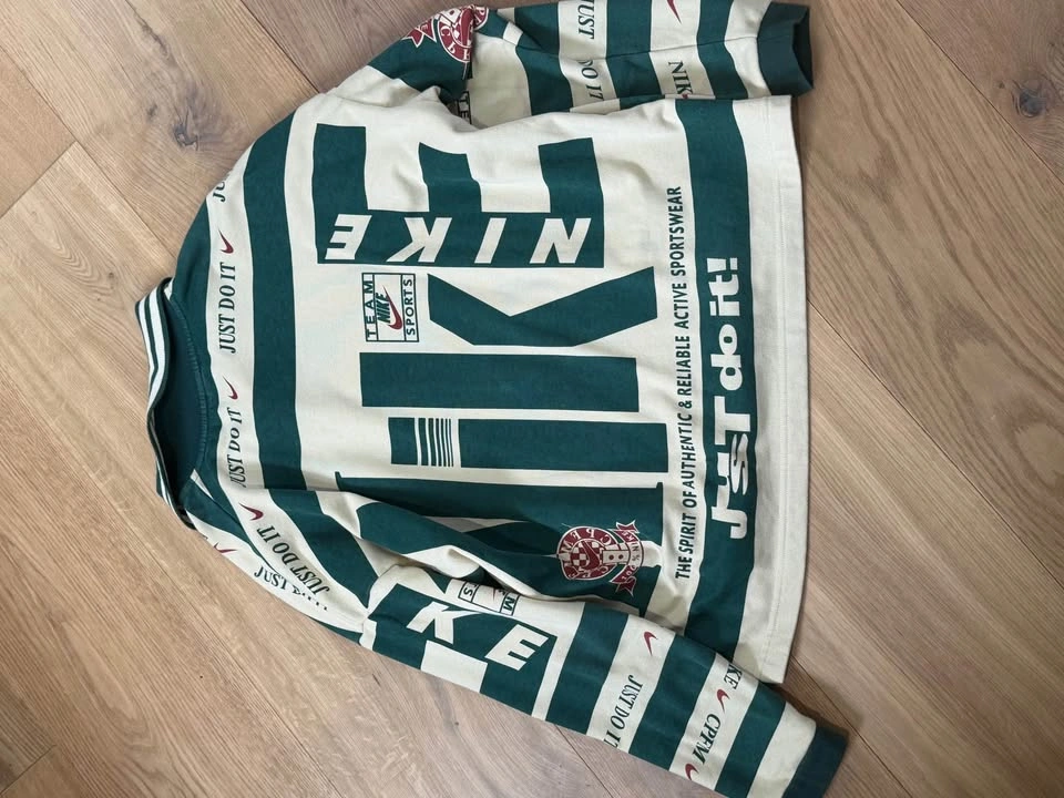 Cactus Jack x Nike limited edition sweater - photo 2