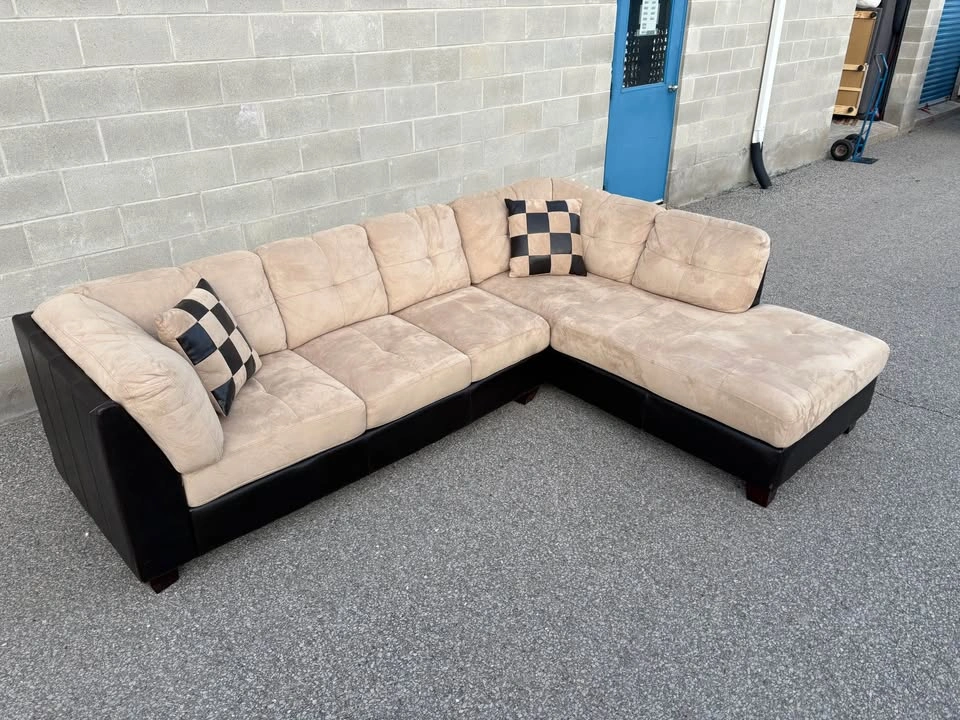 Large Beige & Brown Sectional Sofa with Ottoman - Free Delivery - photo 3