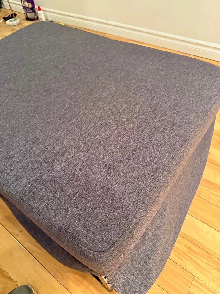 Foldable futon bed / ottoman