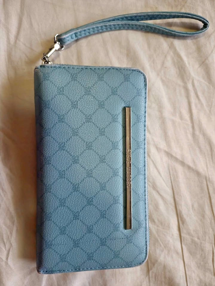 Steve Madden Wallet