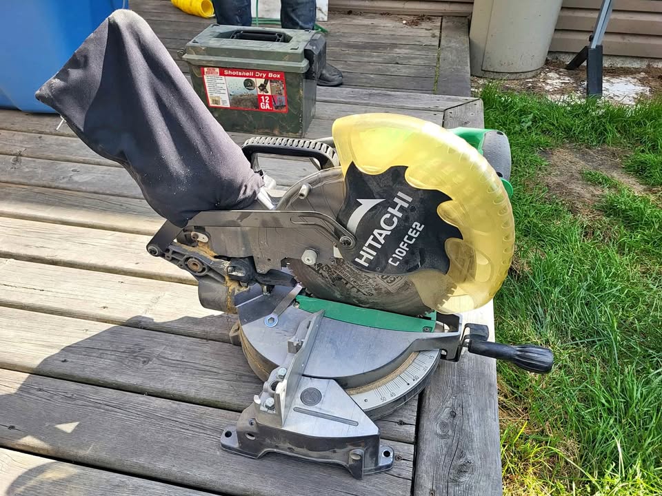 Hitachi 10 inch Chop Saw