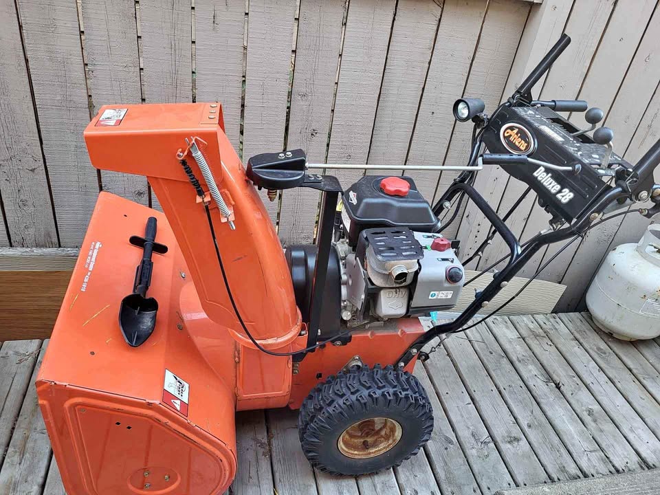Ariens Deluxe 28 250cc