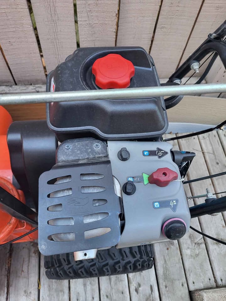 Ariens Deluxe 28 250cc - photo 2