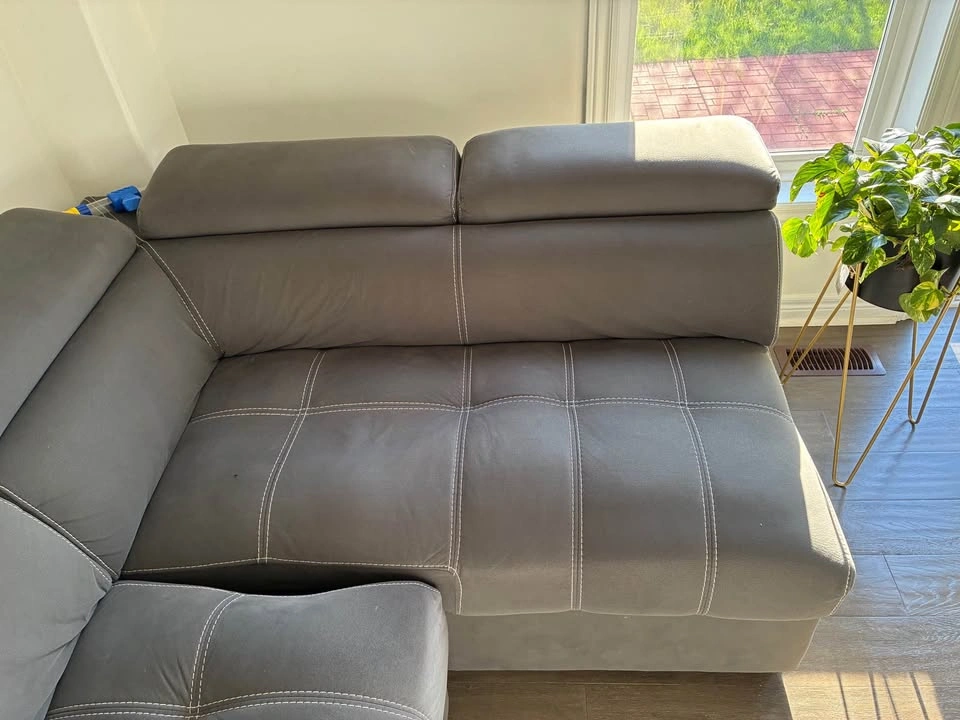Sectional Sofa with Ottoman - photo 3