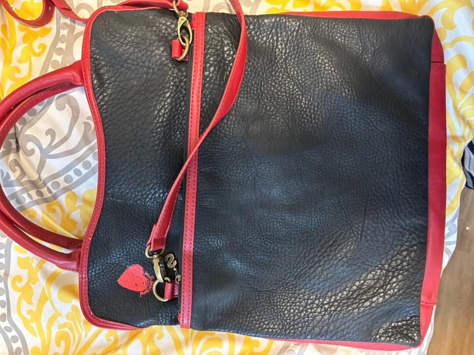 Bag with red interior - photo 3