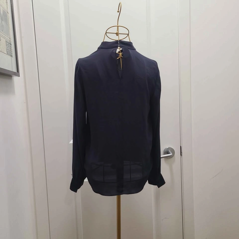 Ann Taylor Navy Blouse - photo 3