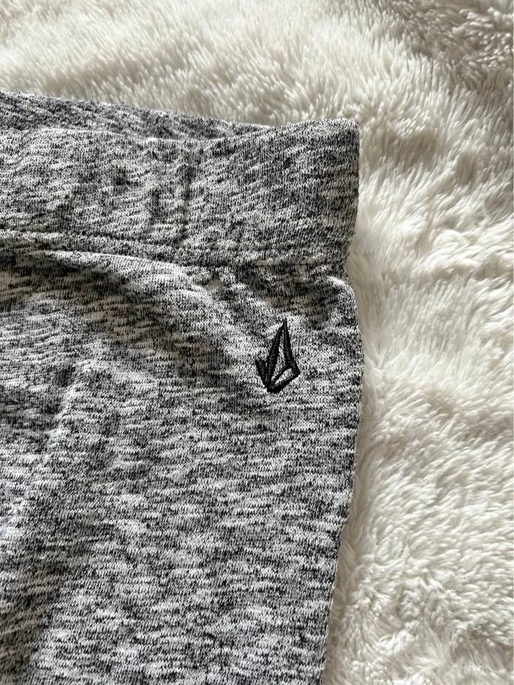 Volcom heather grey leggings size S