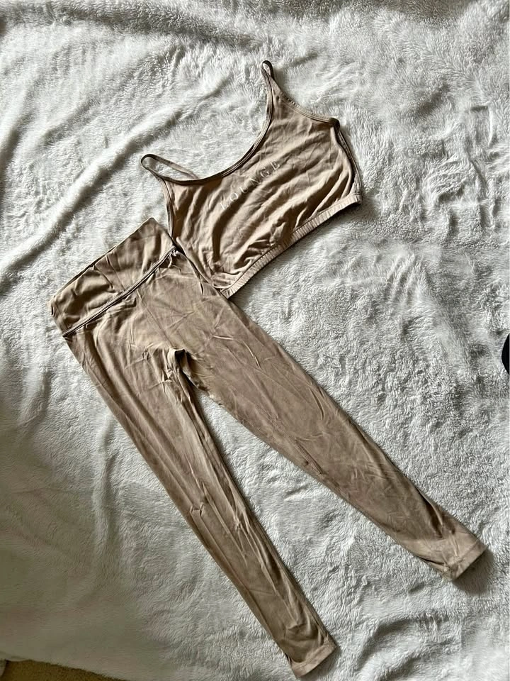 LOUNGE Activewear Set Beige M Crop Top Leggings