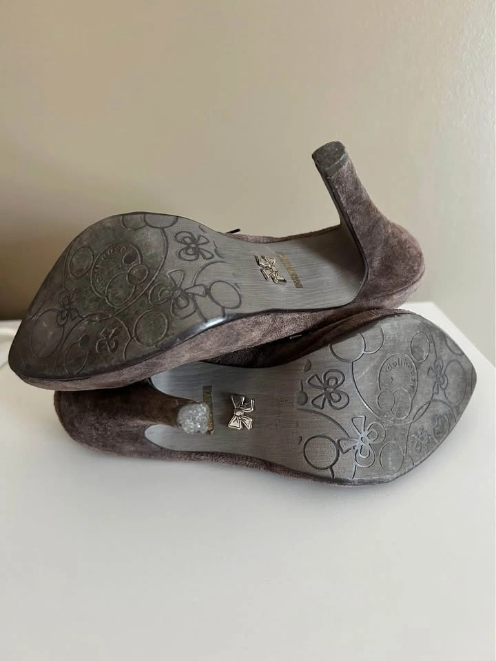 Dollhouse size 6 heels - photo 4