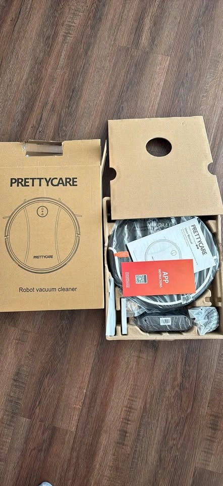 Robot vacuum and mop 2in1 Available if posted
