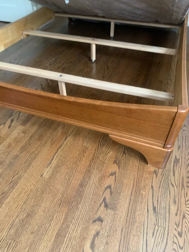 Bed Frame - Shermag HLF Heritage image indicator(7)