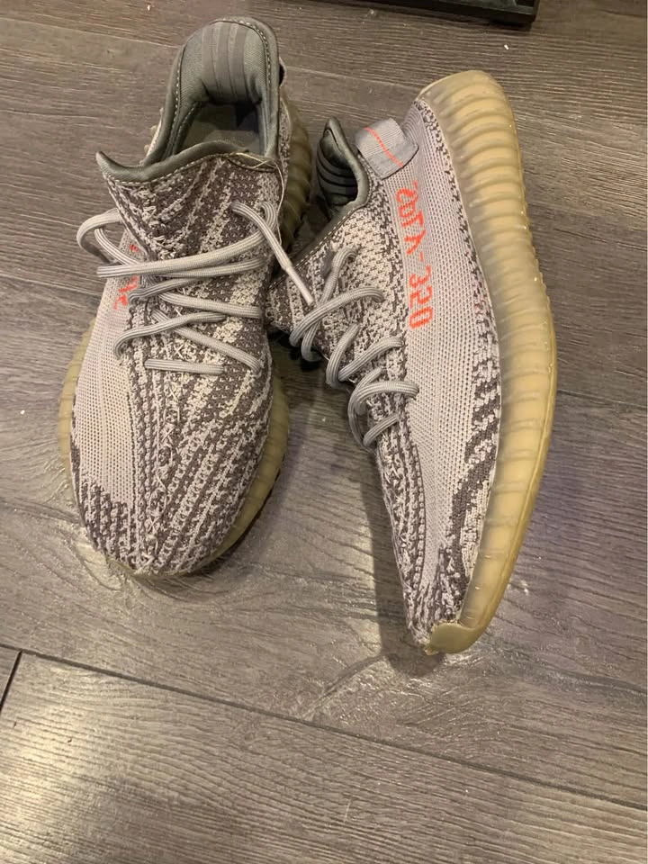 Yeezys - photo 2
