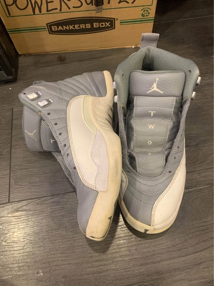 Grey Jordan 12s Size 8 - photo 2