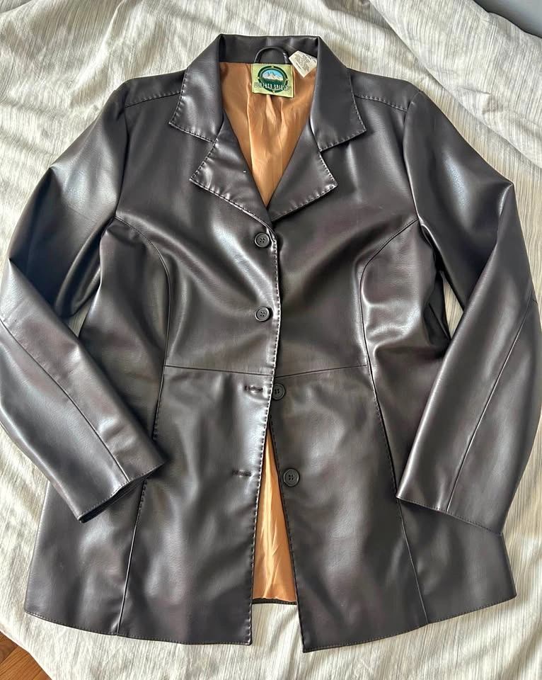 Leather jacket womens medium