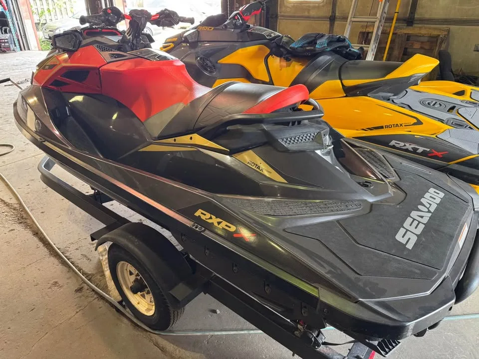 2019 Seadoo RXP300 image indicator(3)