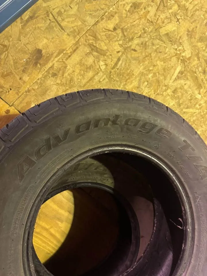 Tires 235/70R16 BFGoodrich image indicator(4)