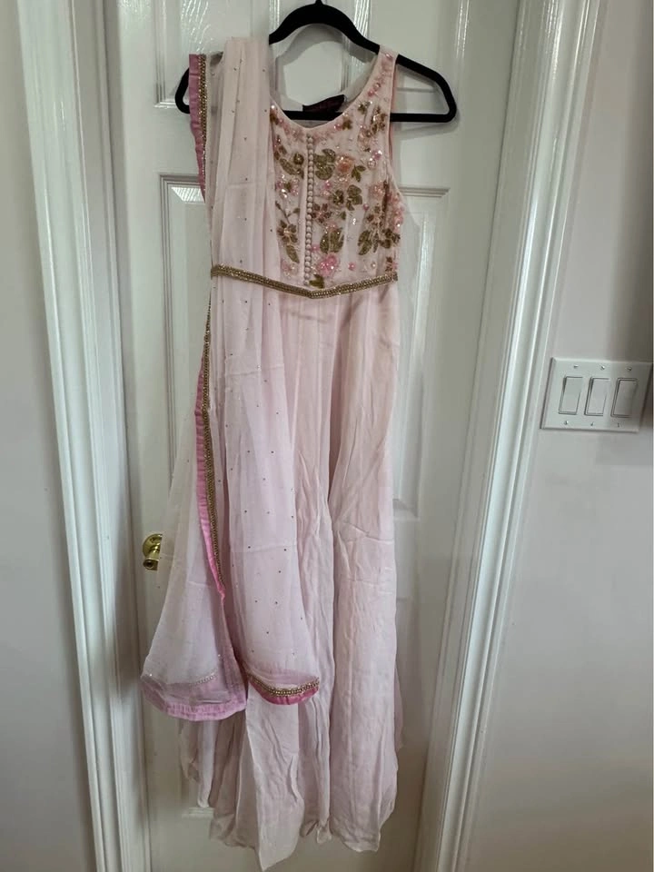 Anarkali style suit - photo 2