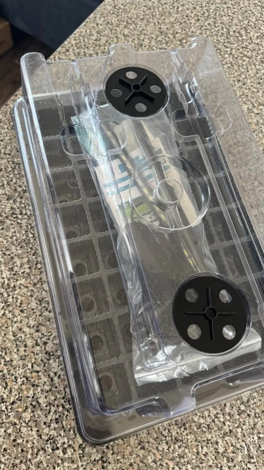 40-Cells Seed Starter Tray with 2 Grow Lights & Timer - photo 3