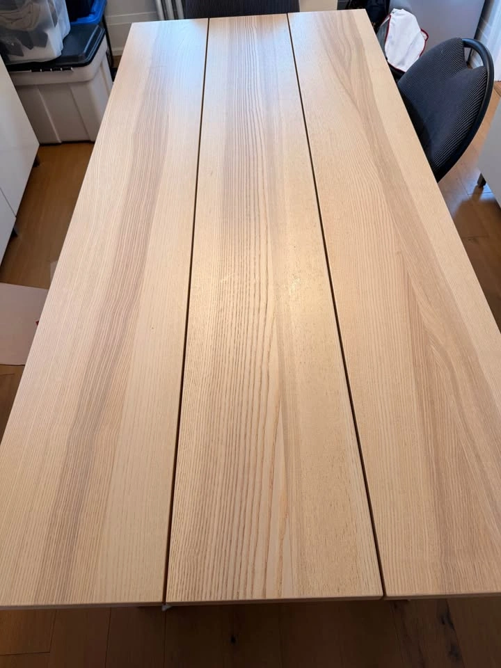 IKEA Ypperlig Dining Table - photo 3