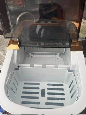 Frigidaire Ice Maker 🌱 - photo 2