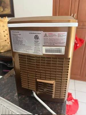 Frigidaire Ice Maker 🌱 - photo 3