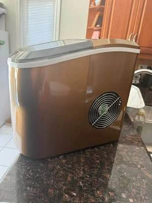 Frigidaire Ice Maker 🌱 - photo 4