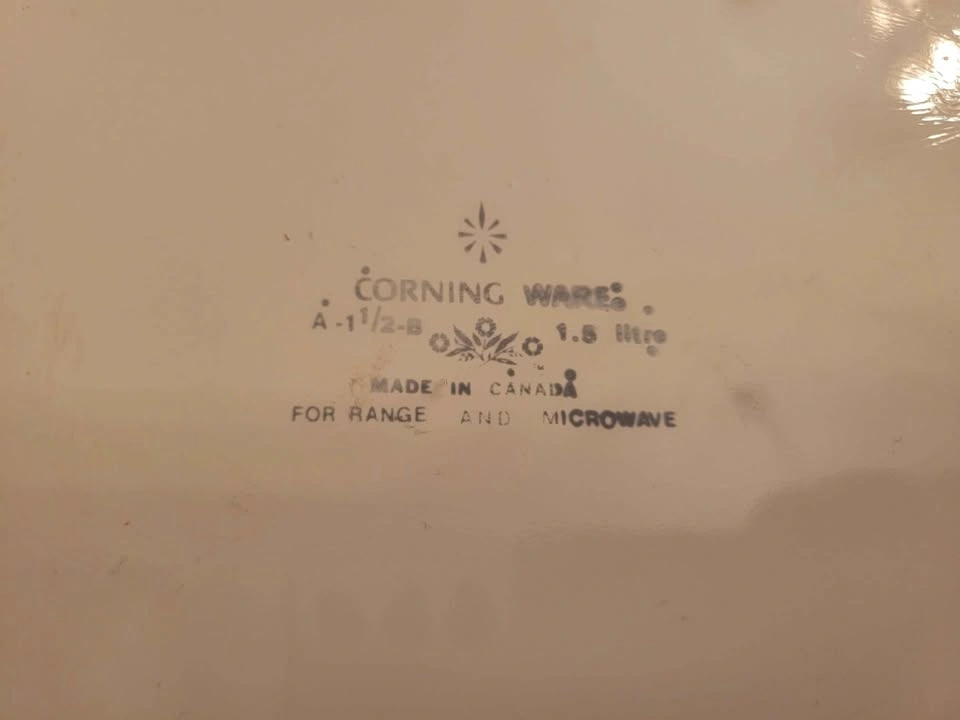 Vintage 1970's Corningware Spice of Life Casserole Dish - photo 3