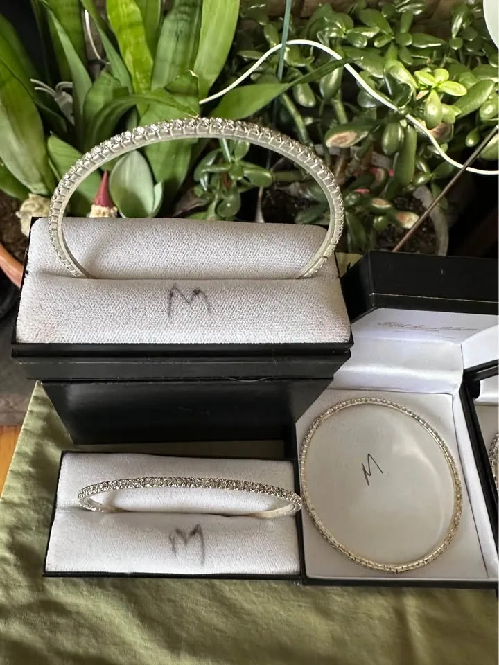Jewelry Lot - Earrings, Bangles & Bracelets - photo 3