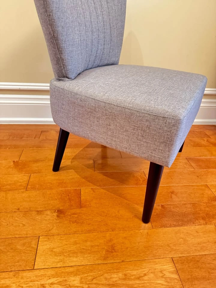 Modern Grey Accent Chair – Very Clean & Like New - photo 3