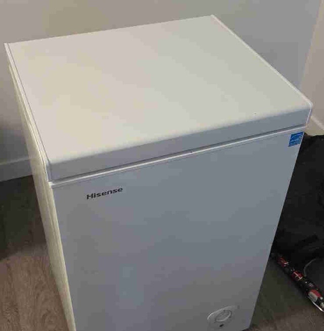 3.4 Cu Ft Hisense Chest Freezer