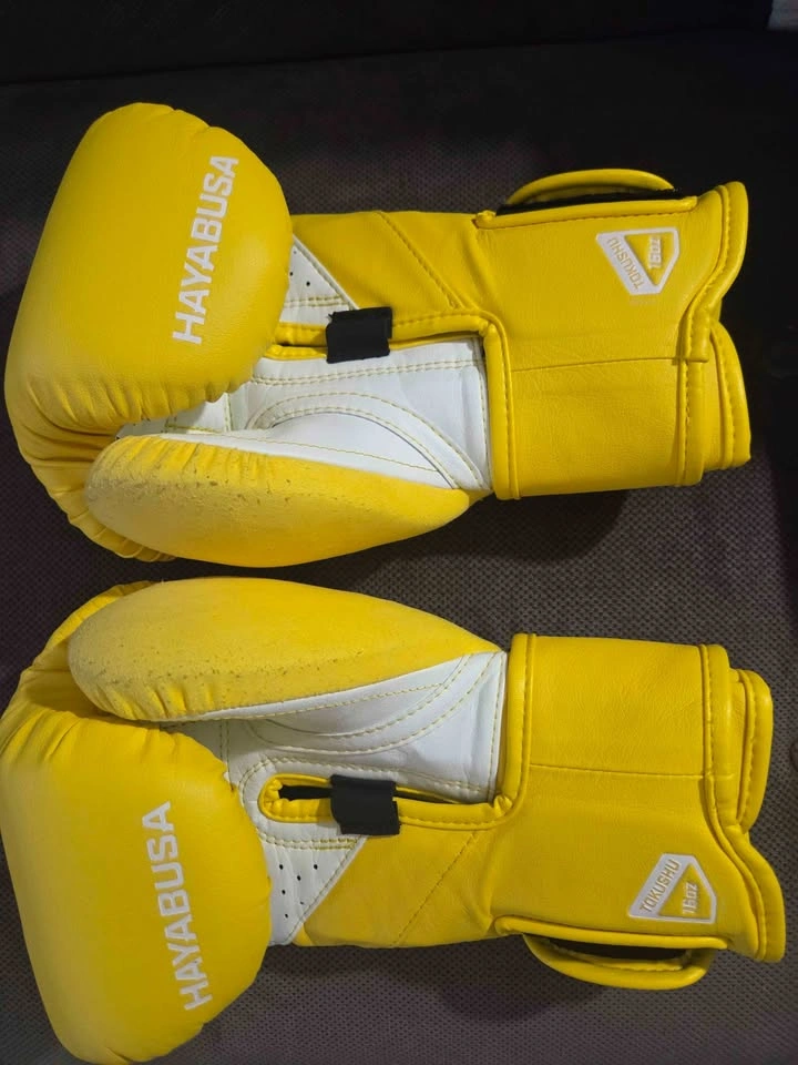Hayabusa T3 Neon Boxing Gloves - 16oz - Yellow - photo 2