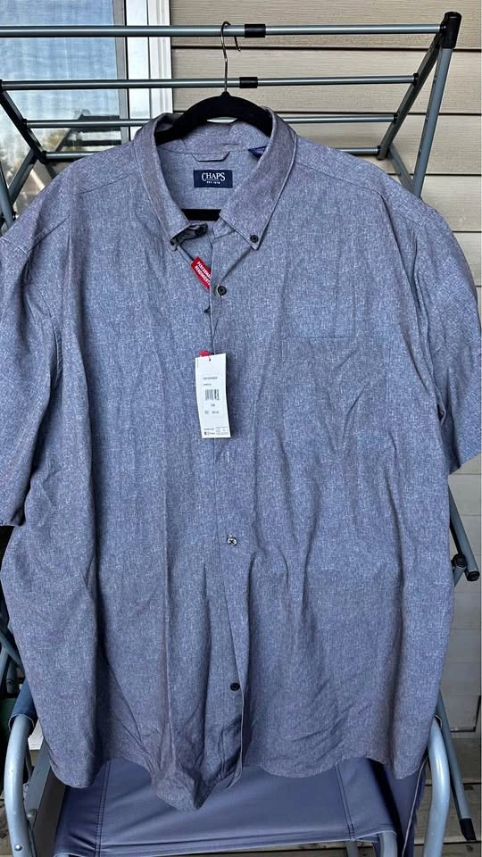 Chaps Men's Button Down Shirt
